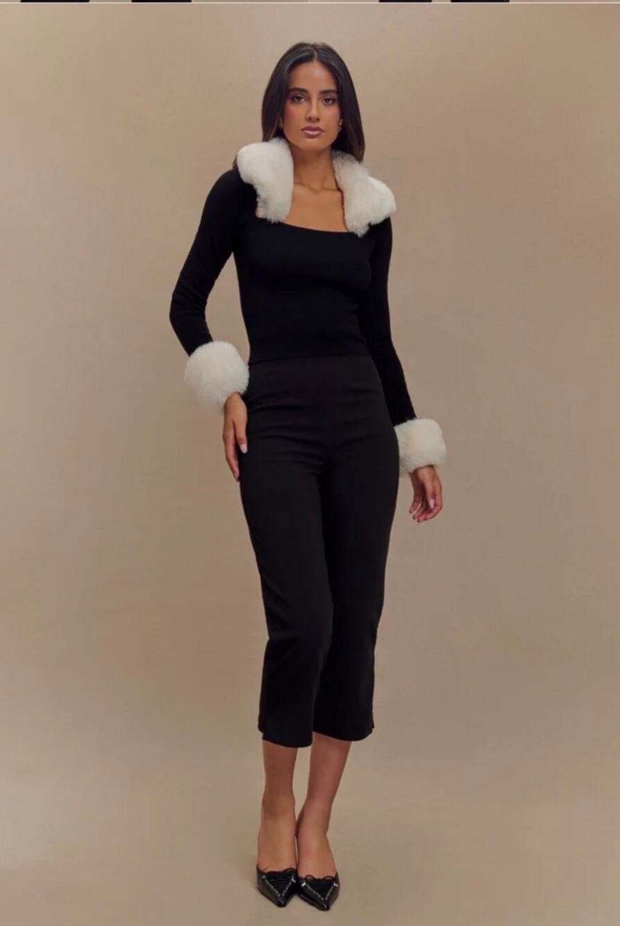 Meshki Cressida
Faux Fur Knit Long Sleeve Top - Black/White